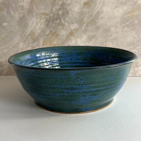 Art Studio Pottery Bowl 10.5x4 ” Stoneware Blue & Green Speckled MM Stamped - Picture 4 of 9